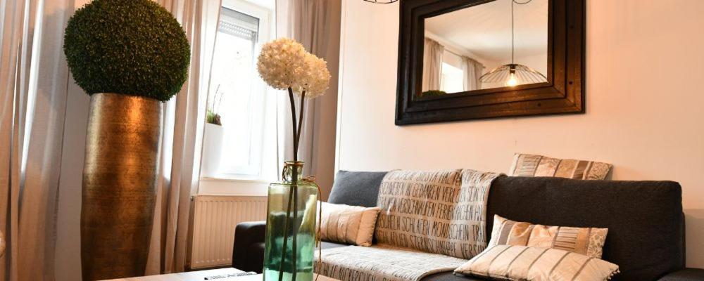 Heimat Floral Ferienhaus Wadgassen ภายนอก รูปภาพ