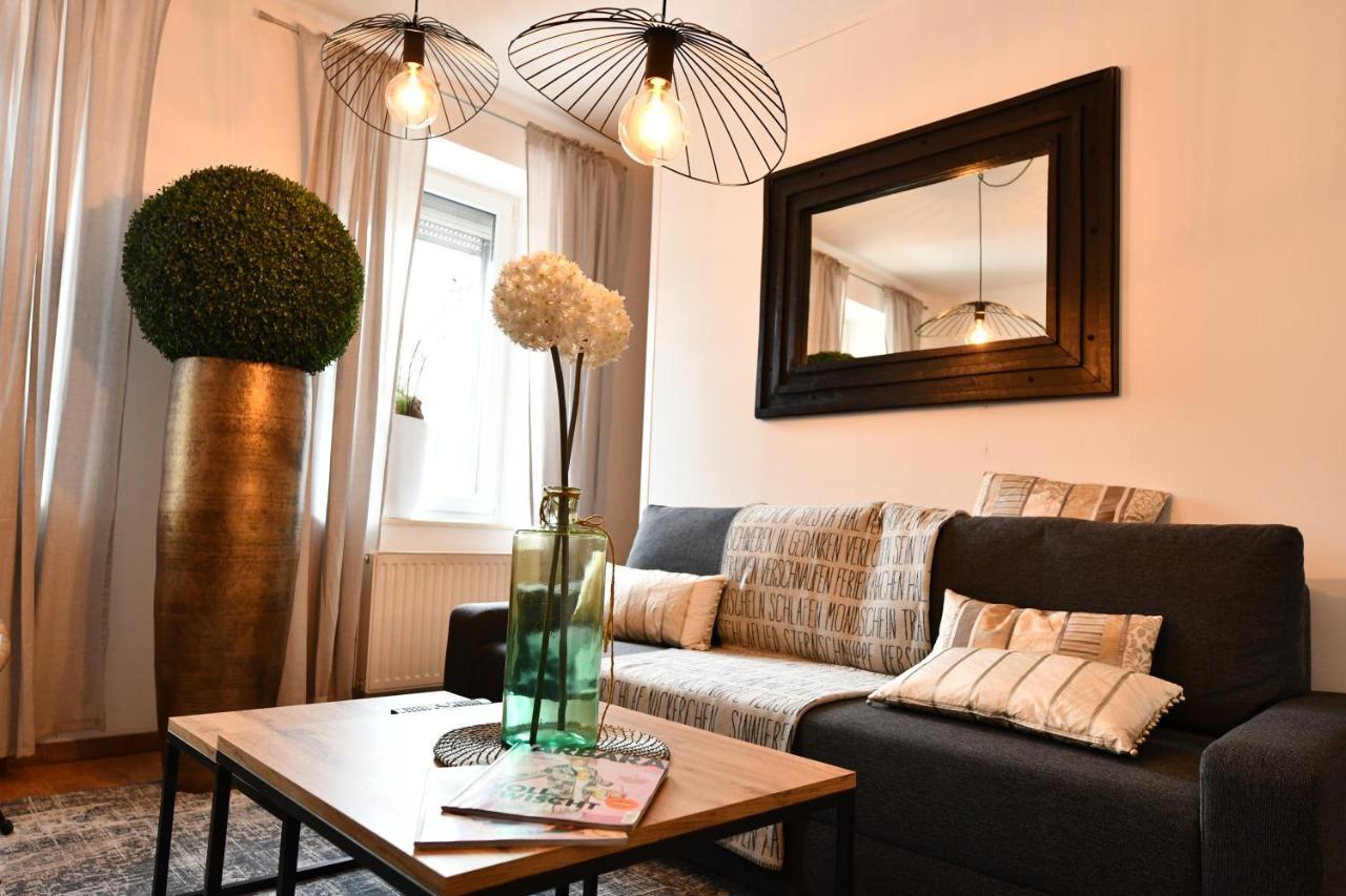 Heimat Floral Ferienhaus Wadgassen ภายนอก รูปภาพ